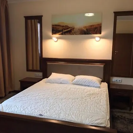 Casa Real B 5-1 סבטי ולאס